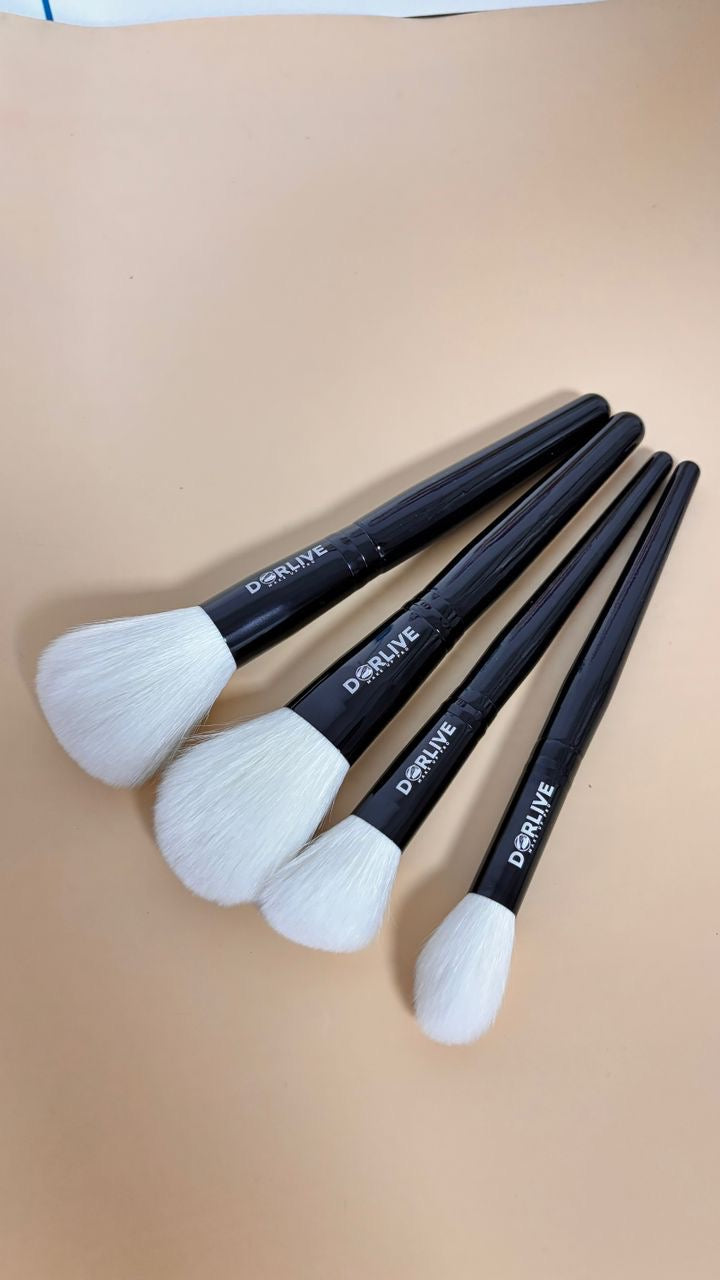 Éclat Kit – 12 Makeup Brushes with Pouch